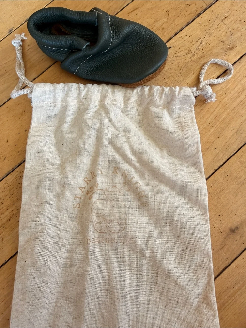 Starry Knight Baby Shoes. Soft Leather Kids Shoes SIZE 3 - Dark Green
